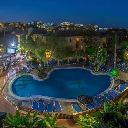Oasis Golf Apartment